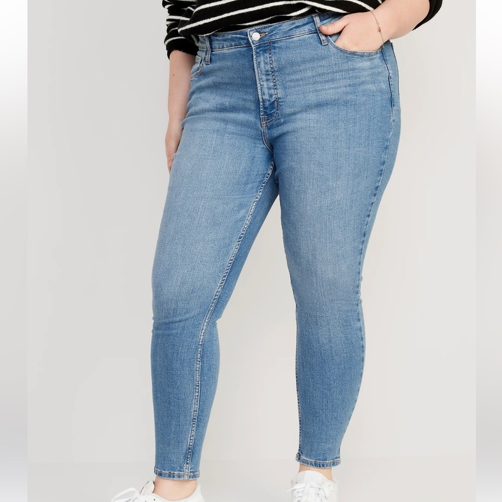 ✨ MAKE OFFER ✨ OLD NAVY ROCK STAR JEANS